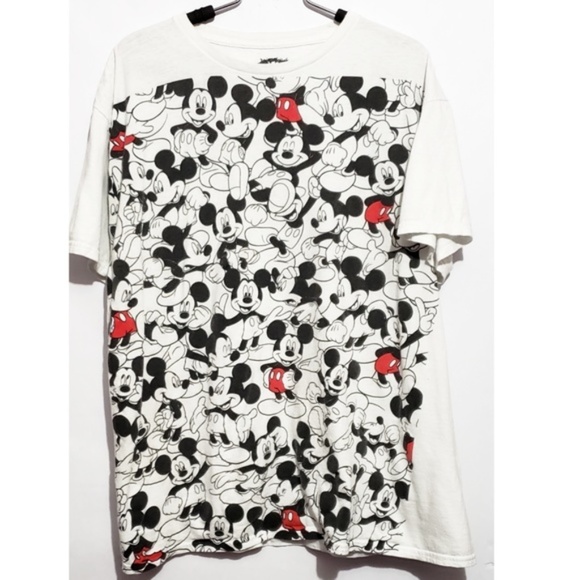 Disney Tops - mickey disney graphic tee  mickey in black white